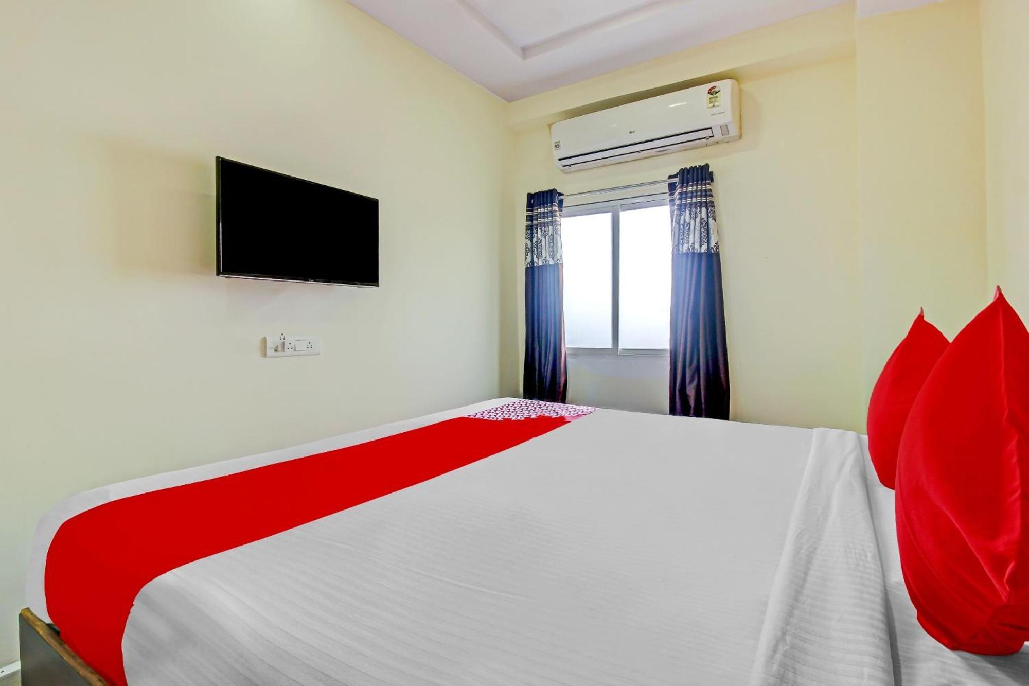 Hotel O Adhin Residency Hyderabad Exterior photo