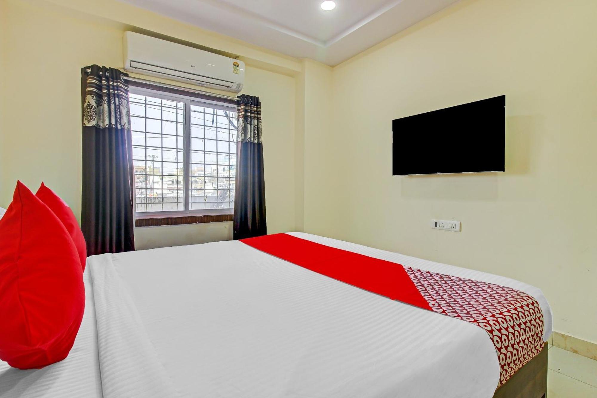 Hotel O Adhin Residency Hyderabad Exterior photo