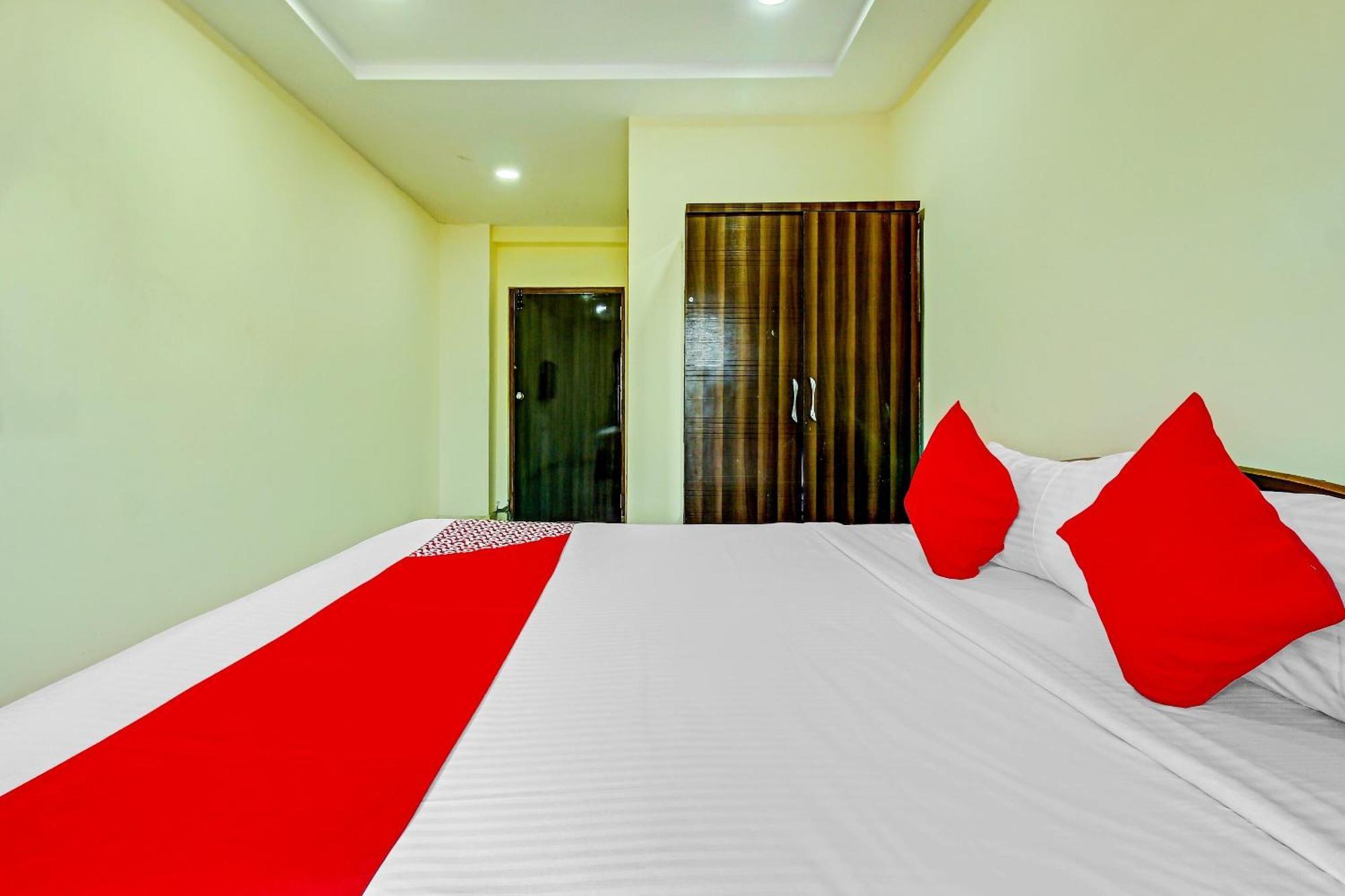 Hotel O Adhin Residency Hyderabad Exterior photo